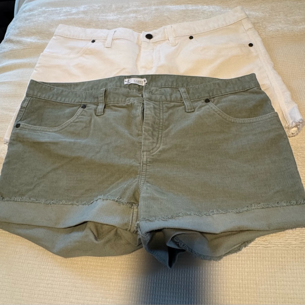 Carve Designs women’s corduroy shorts